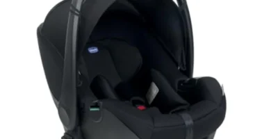 Chicco Kory i-Size Essential Silla de Coche Grupo 0+ para Bebés 40-80 cm, Portabebés con Ventilación y Base 360° (Negro)